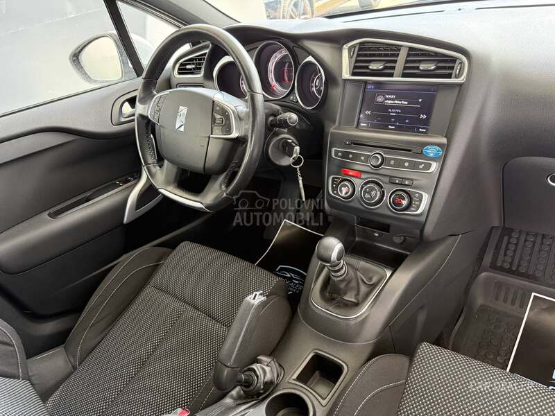 Citroen DS4 1.6hdi/NAV/LED