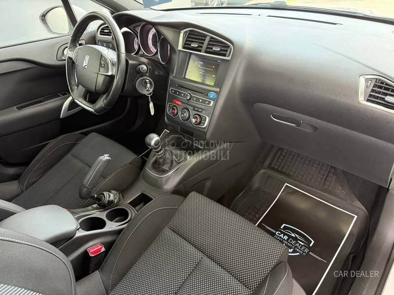 Citroen DS4 1.6hdi/NAV/LED