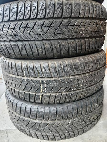 Pirelli 225/60 R17 Sve sezone