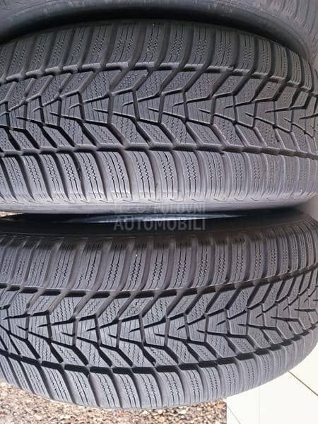 Hankook 225/55 R18 Zimska