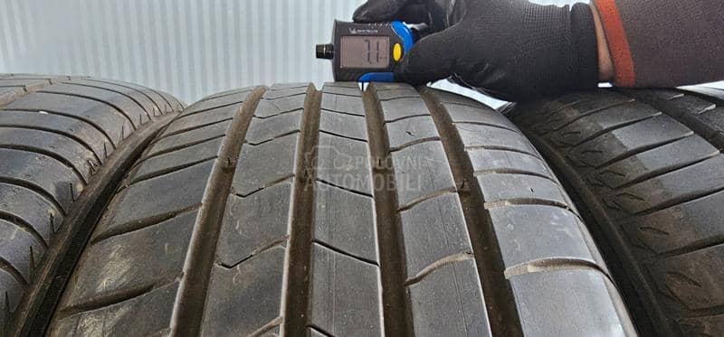 Kumho 215/55 R18 Letnja