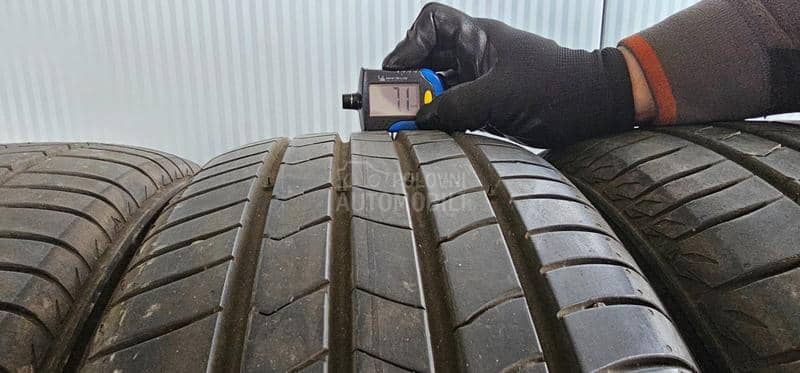 Kumho 215/55 R18 Letnja