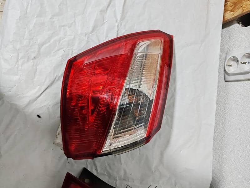 Štop lampa leva desna
