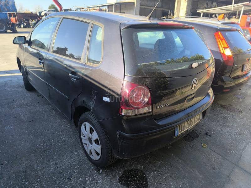 Volkswagen Polo 9N3 2009. god. -  kompletan auto u delovima