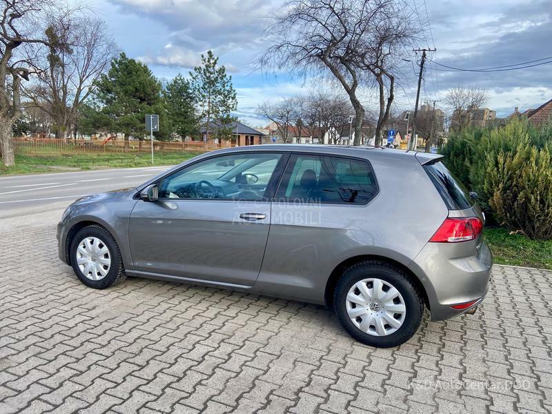 Volkswagen Golf 7 1.2 TSI BLUEMOTION