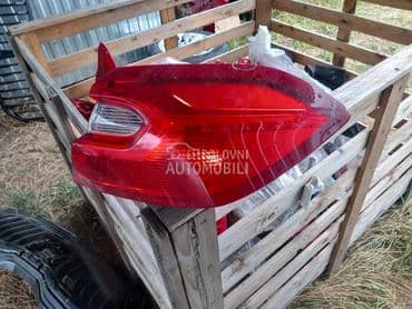 Stop svetlo za Ford Fiesta