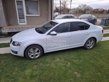 Škoda Octavia 2.0 tdi 4x4 Xenon