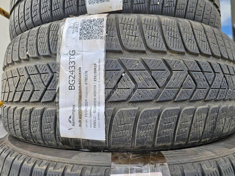 Pirelli 235/50 R19 Zimska