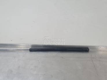 Amortizer haube za Volkswagen Golf 7