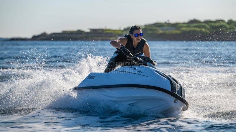 Yamaha SUPER JET 2025