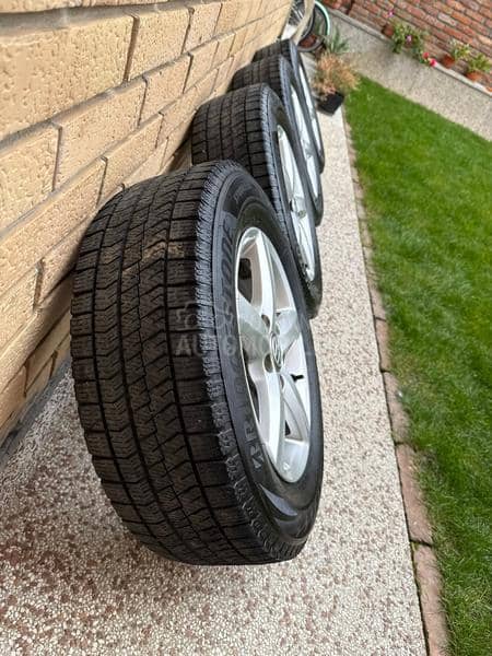 Aluminijumske felne NOVO Golf 7 i Gume 15" 5 x 112