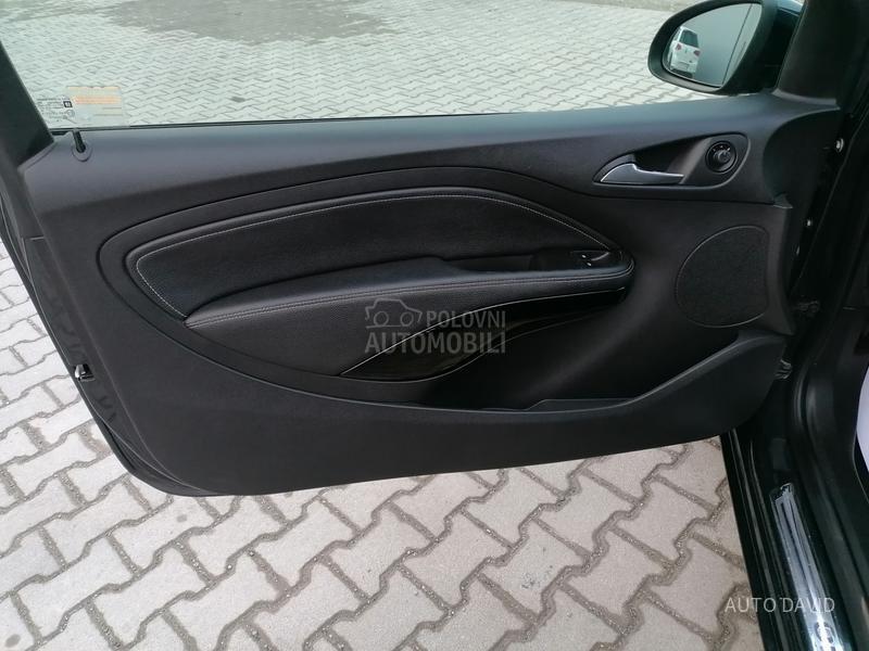 Opel Adam 1.4B SVAJCARSKA