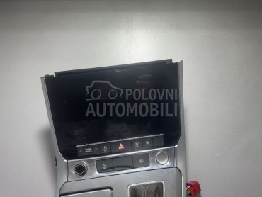 DISPLEJ za Audi A6