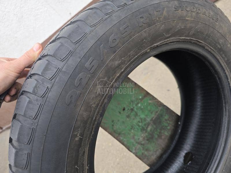 Champiro 225/65 R17 Zimska