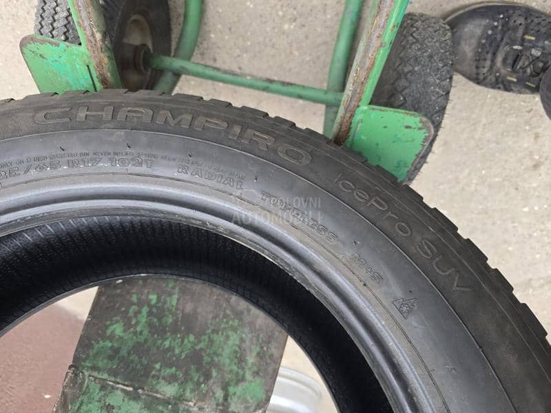 Champiro 225/65 R17 Zimska