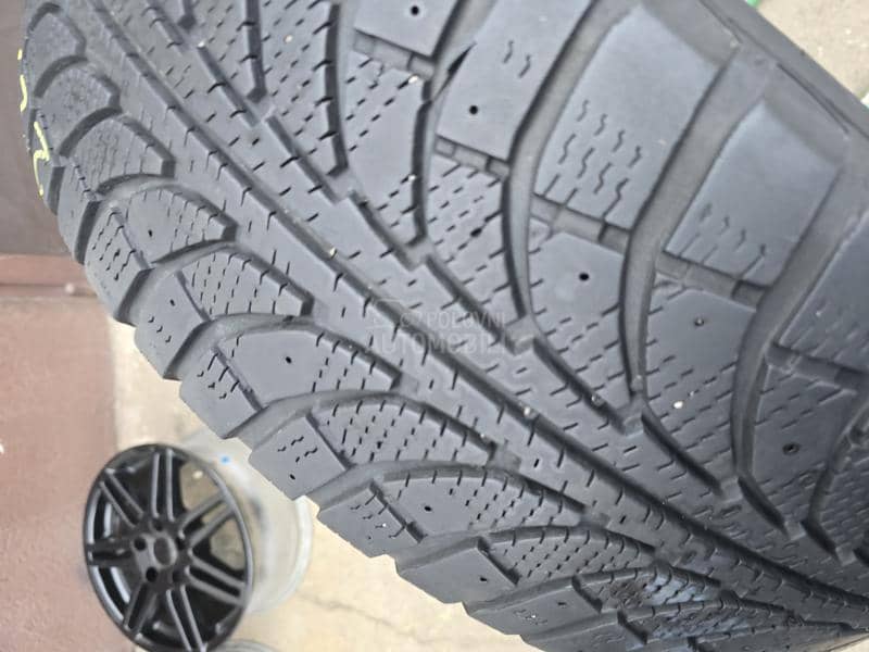 Champiro 225/65 R17 Zimska