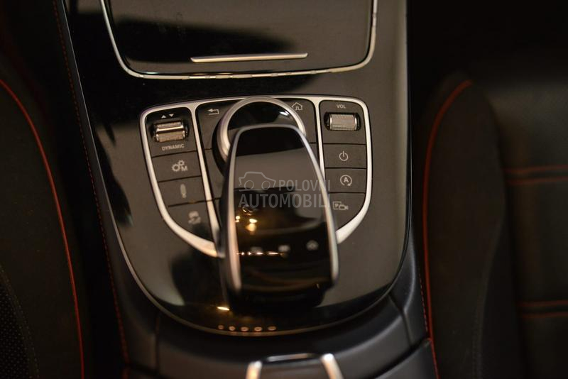 Mercedes Benz E 43 AMG 