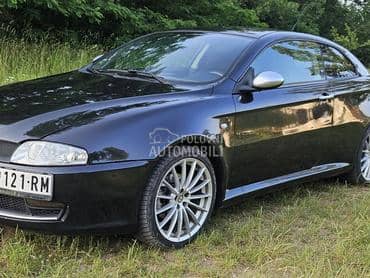 Alfa Romeo GT 1.9 JTDm