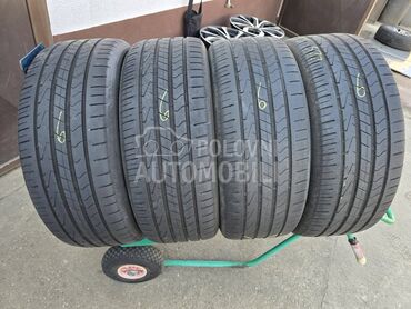 Hankook 225/55 R18 Zimska