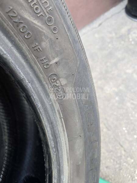 Hankook 225/55 R18 Zimska