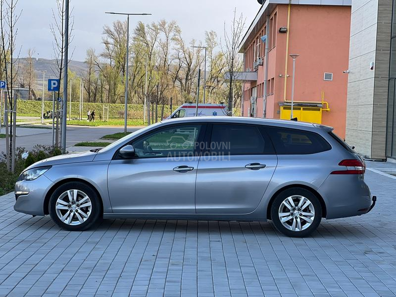 Peugeot 308 1.2