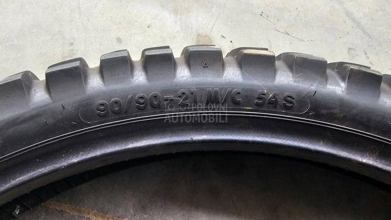 Continental 90/90 R21 Sve sezone