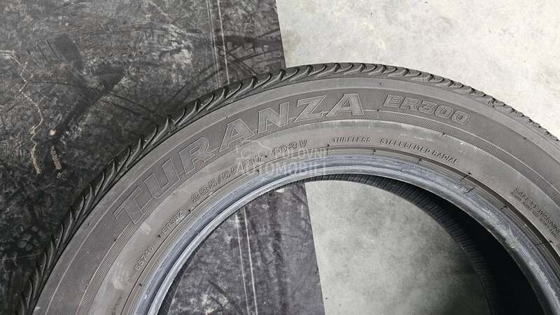 Bridgestone 235/55 R17 Letnja