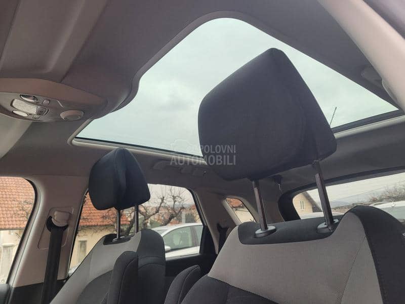 Citroen C4 Picasso 1.6 hdi pano