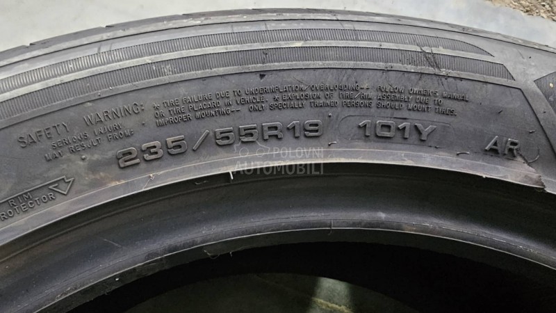 Goodyear 235/55 R19 Letnja