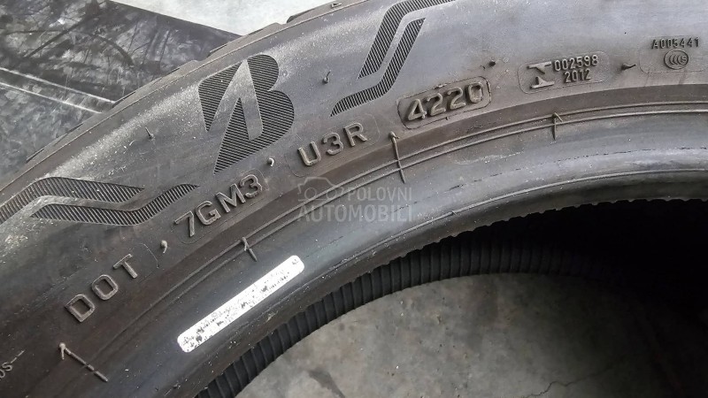 Bridgestone 235/45 R20 Letnja