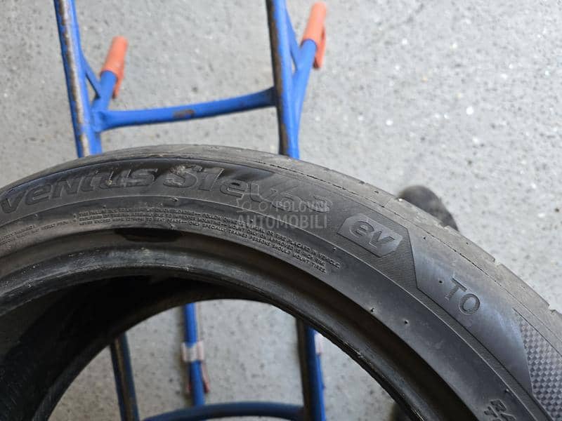 Hankook 255/45 R19 Letnja