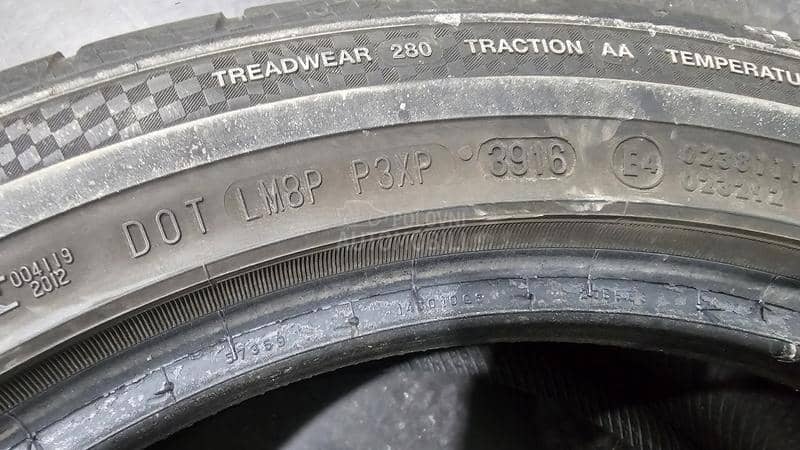 Continental 235/45 R17 Letnja