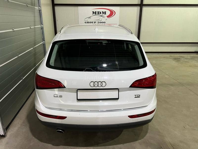 Audi Q5 2,0tdi t o p