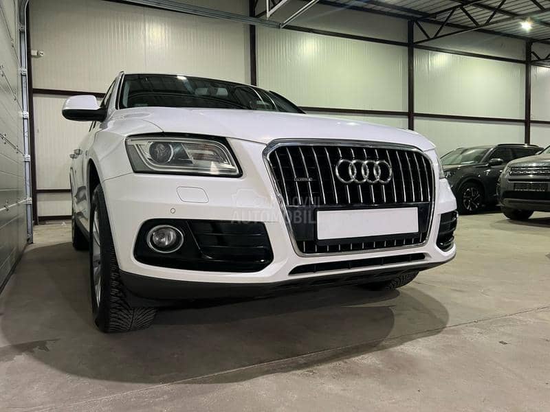 Audi Q5 2,0tdi t o p