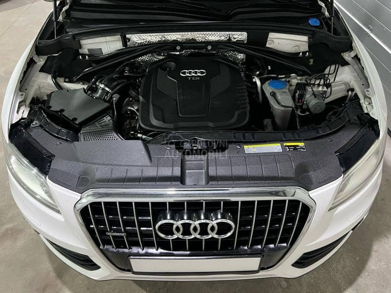 Audi Q5 2,0tdi t o p