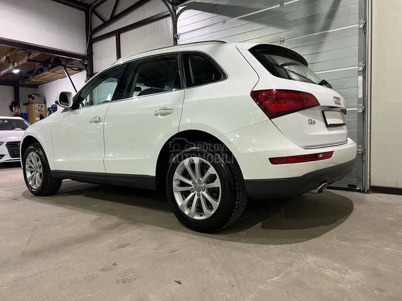 Audi Q5 2,0tdi t o p