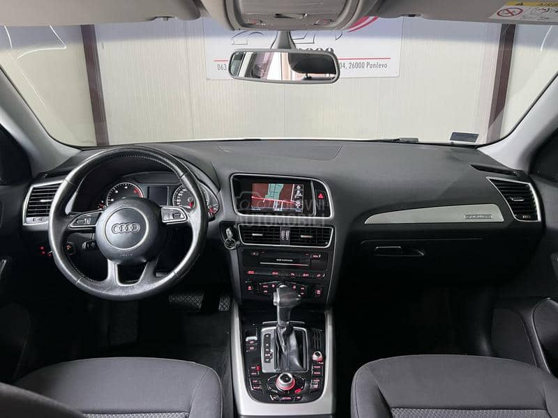 Audi Q5 2,0tdi t o p