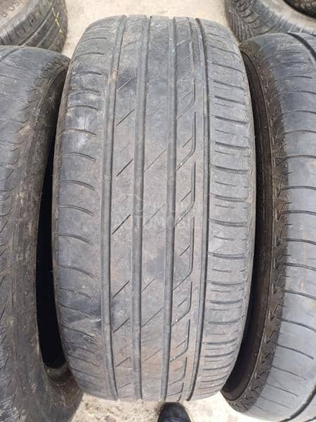 Bridgestone 215/55 R17 Letnja