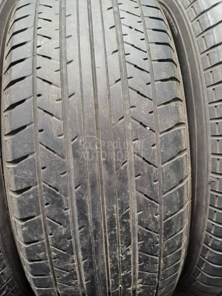 Yokohama 215/65 R16 Letnja