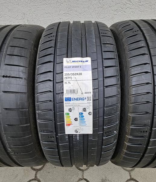 Michelin 295/30 R20 Letnja