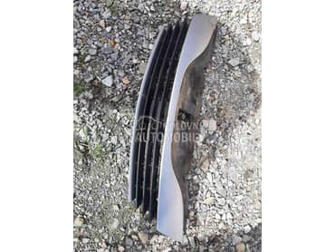 maska za Renault Laguna od 2001. do 2007. god.