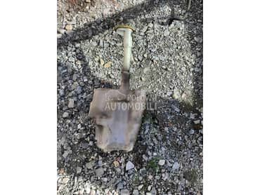 boca za tečnost za brisače za Renault Laguna od 2001. do 2007. god.