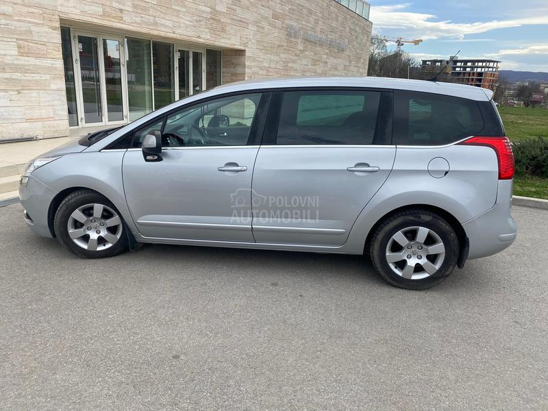 Peugeot 5008 1.6 HDI