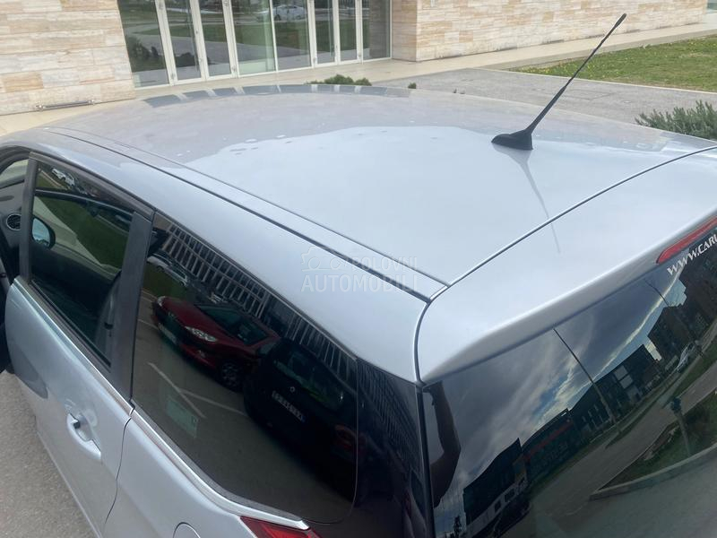 Peugeot 5008 1.6 HDI