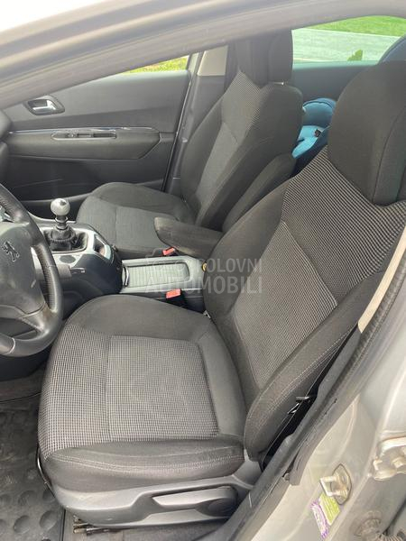 Peugeot 5008 1.6 HDI