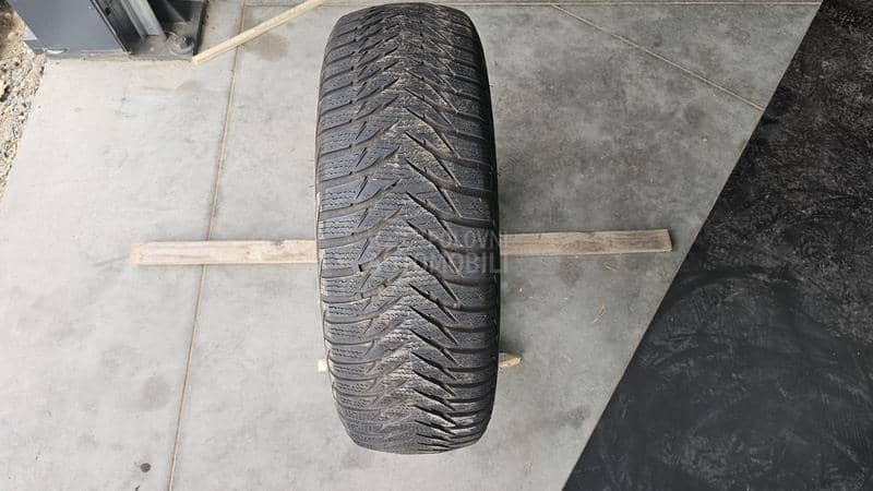 Goodyear 205/60 R16 Zimska