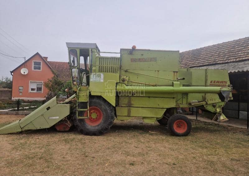 Claas dominator 85