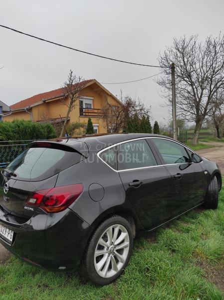 Opel Astra J 1.7cdti
