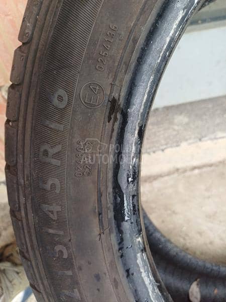Dunlop 215/45 R16 Letnja