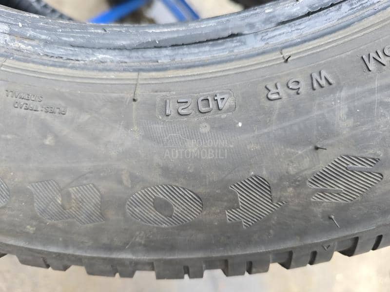 Firestone 215/60 R16 Zimska